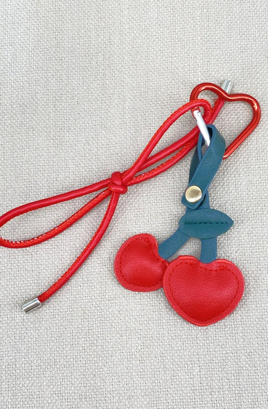 Accessoire de sac cerise rouge