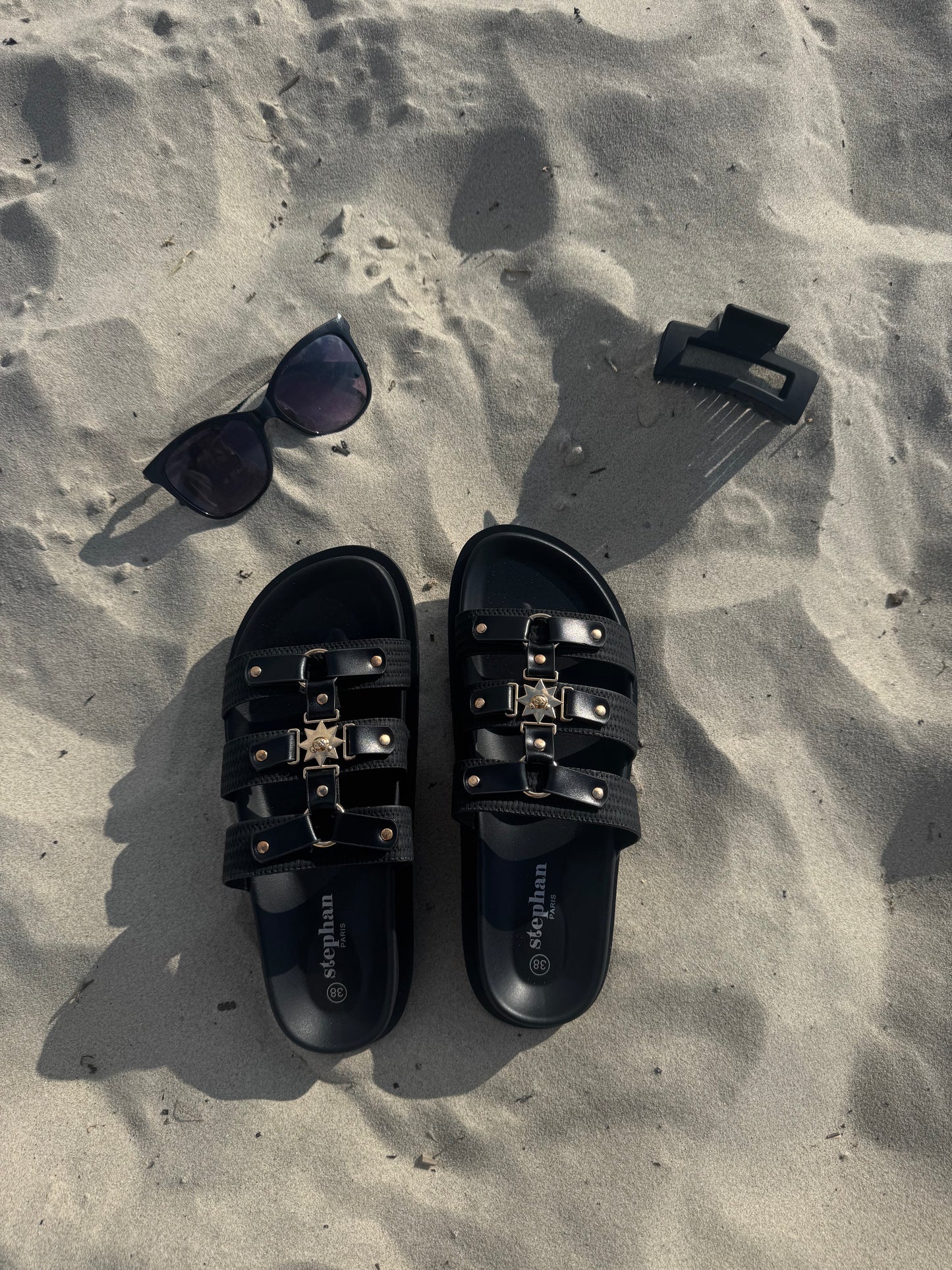 Claquettes breloque - Manyliaboutique